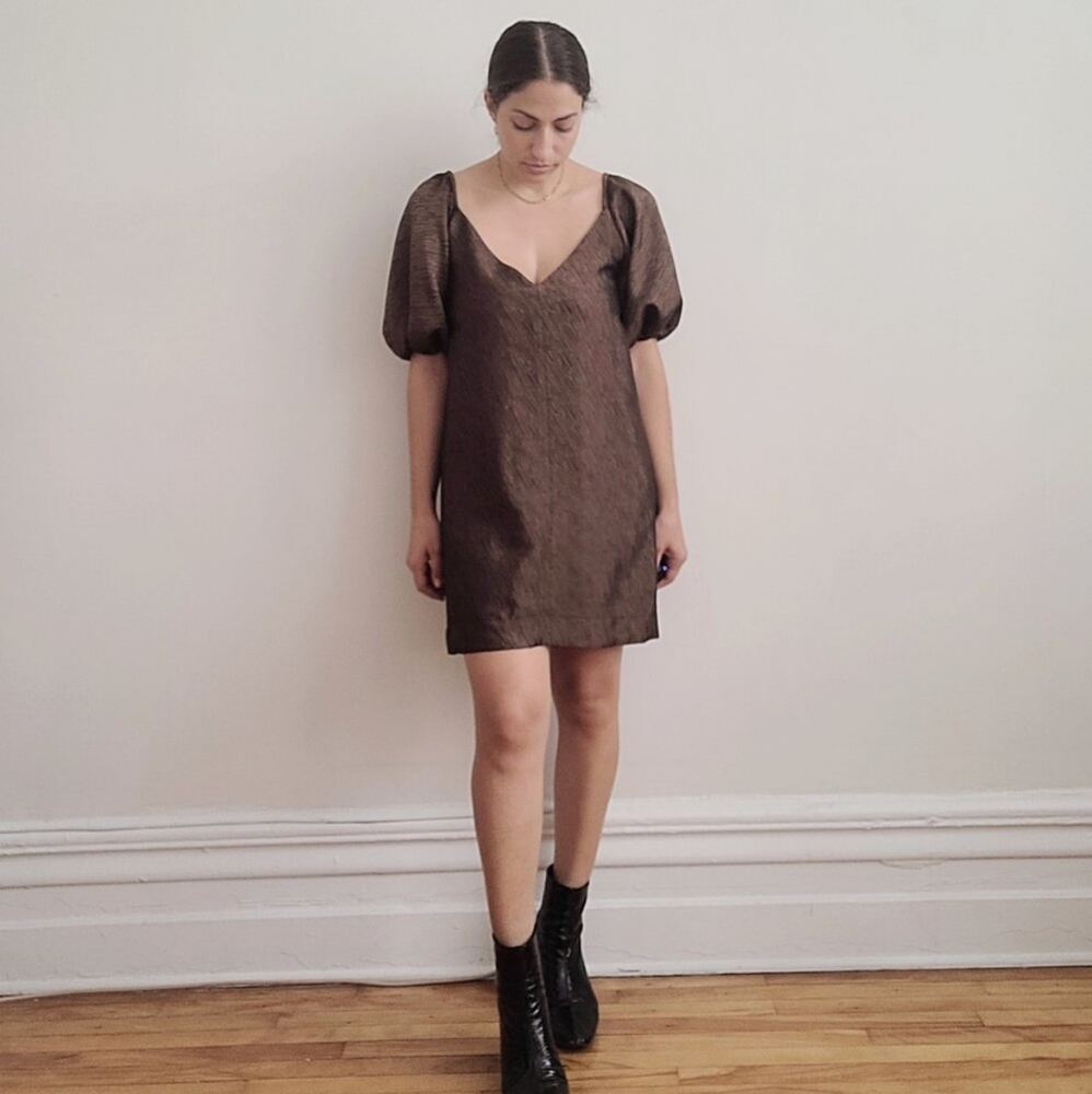 Genia Evelina Cardea Mini Shift Dress in Walnut